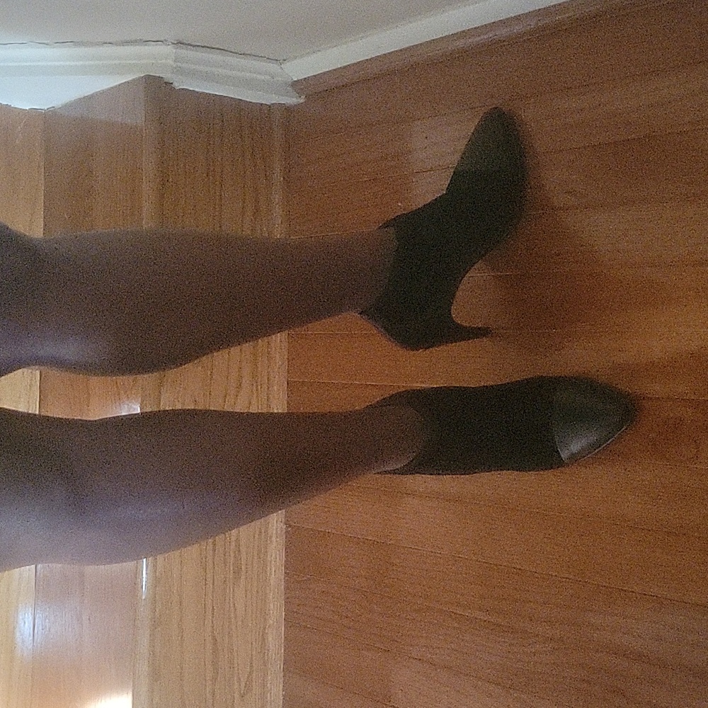 Unworn, Ecco, Black Ankle Boots with Pointed Toe, Leather/Suede, Size 7.5M